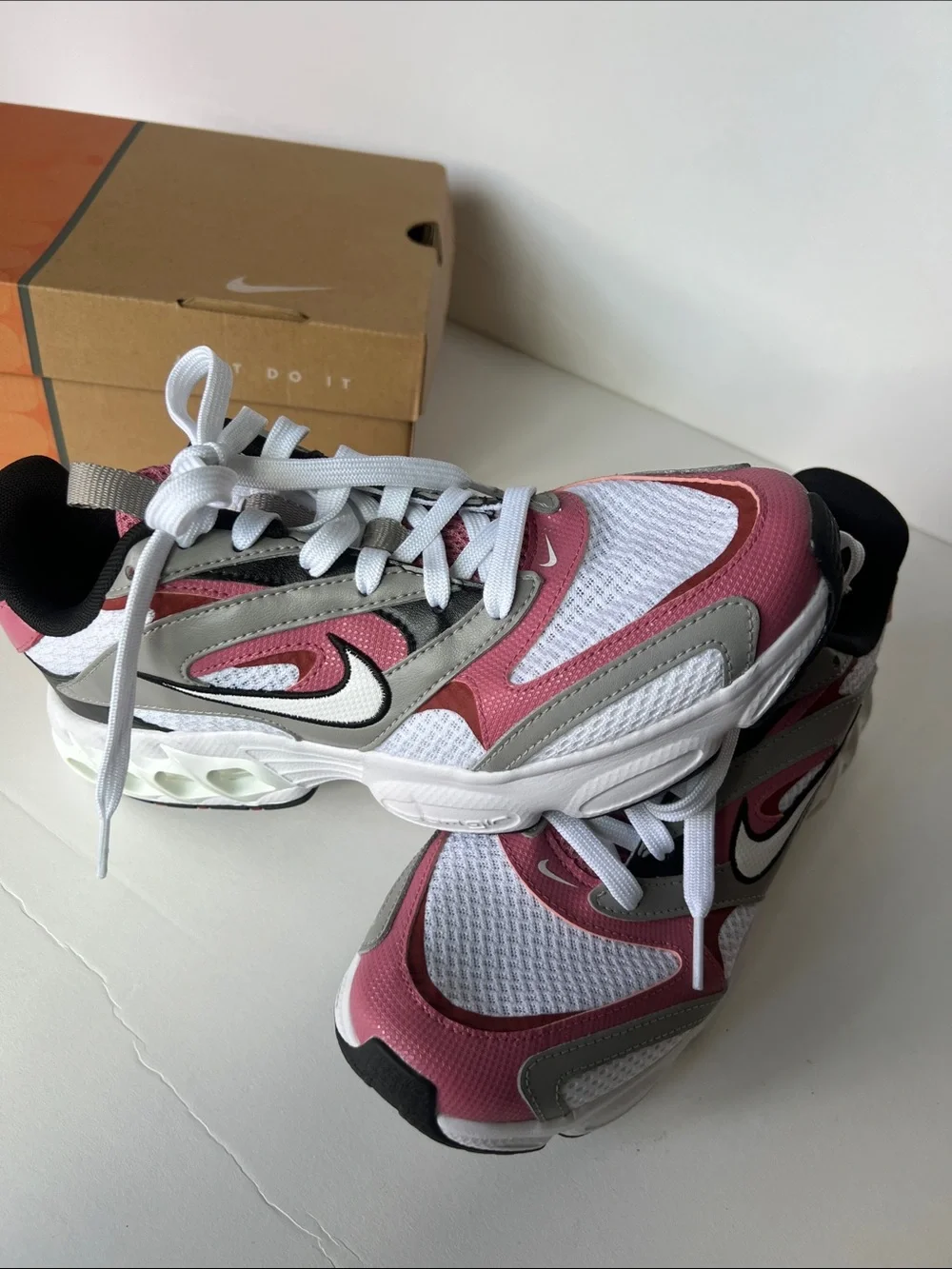 Nike Zoom Air Pink, White & Gray Running Sneakers
